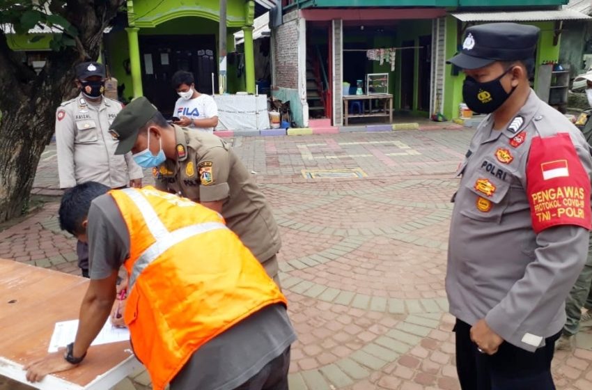  Polsek Kep Seribu Selatan Gelar Ops Yustisi Gabungan Terkait ProKes di Pulau Untung Jawa