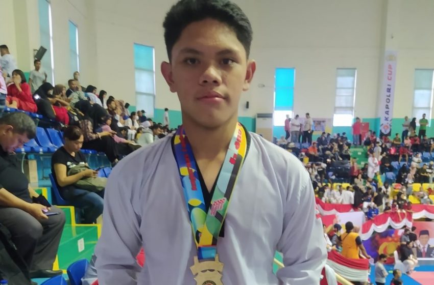  Siswa SMAN 115 Jakarta Utara Raih Medali dalam Kejuaraan Taekwondo Kapolri Cup IV